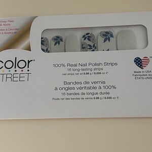 Color Street Vibrant Nail Polish Strips -Leaf it to Me